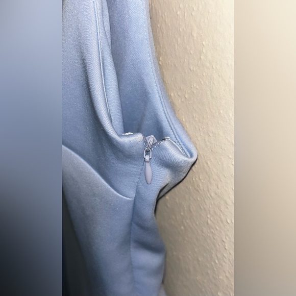 T TAHARI SPRING FORMAL DRESS - Picture 3 of 10